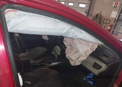 2014 Toyota Corolla Le z USA, uszkodzony, nr VIN 2T1BURHE6EC026536